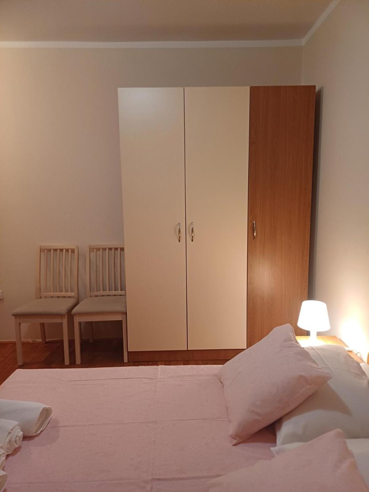 Tomulic Jasna I Miljenko Apartment Супетарска Драга Екстериор снимка