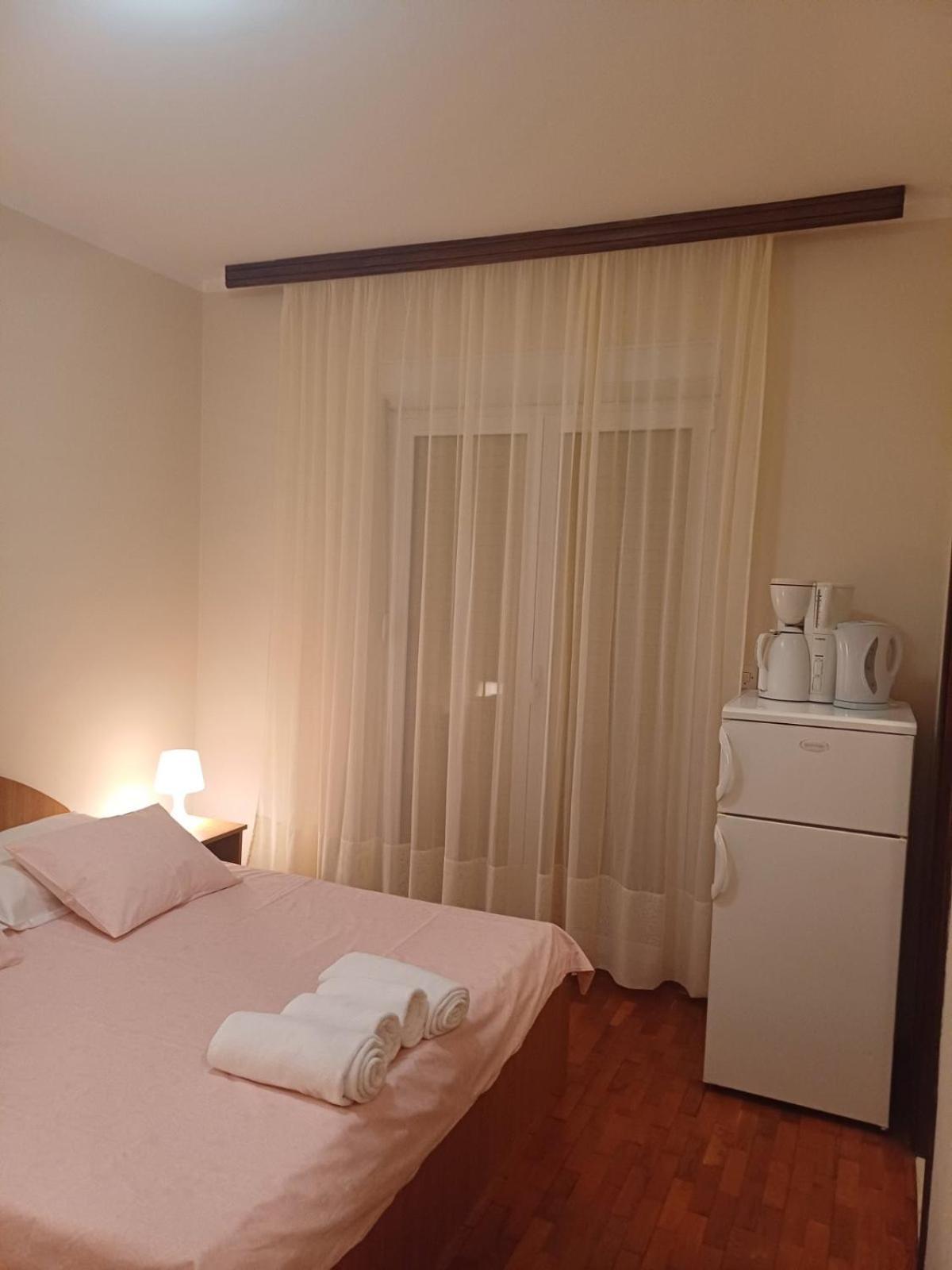 Tomulic Jasna I Miljenko Apartment Супетарска Драга Екстериор снимка