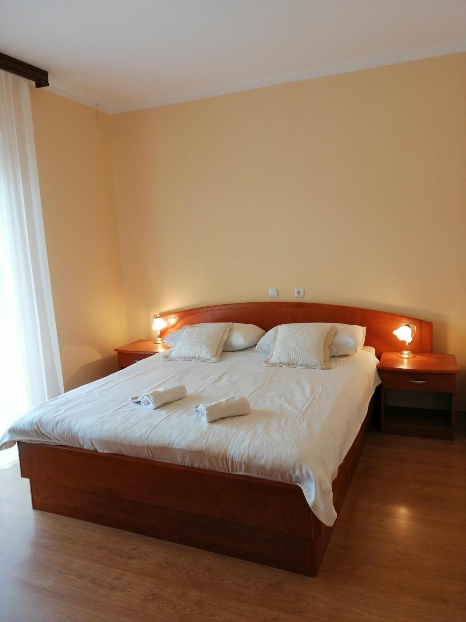 Tomulic Jasna I Miljenko Apartment Супетарска Драга Екстериор снимка